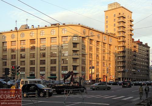 Общий вид здания (2007 г., фото Дениса Ромодина)