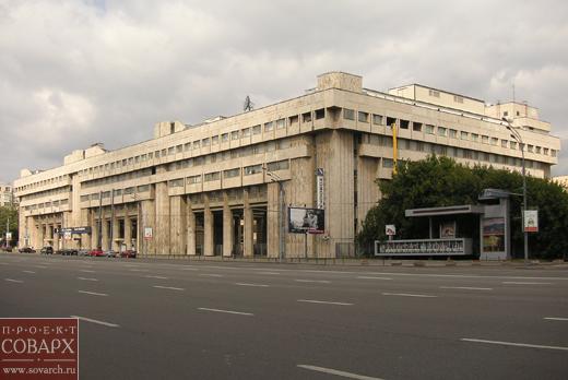 Общий вид здания (2008 г., фото Дениса Ромодина)